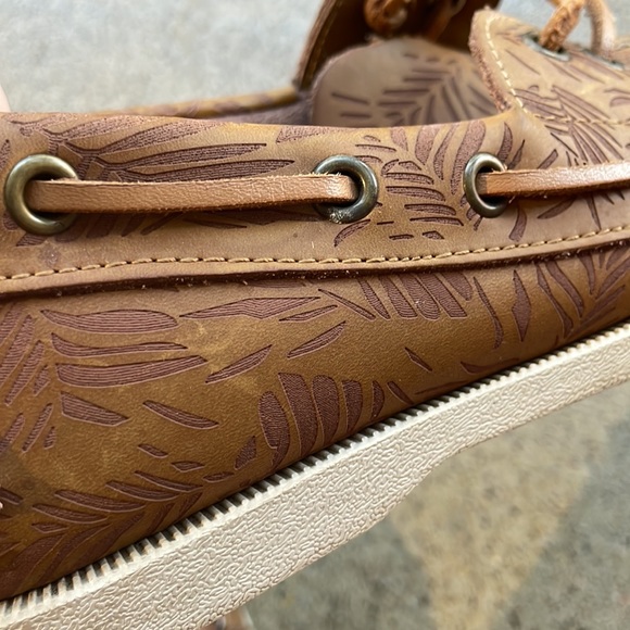 Tommy Hilfiger boat shoes - Picture 6 of 6